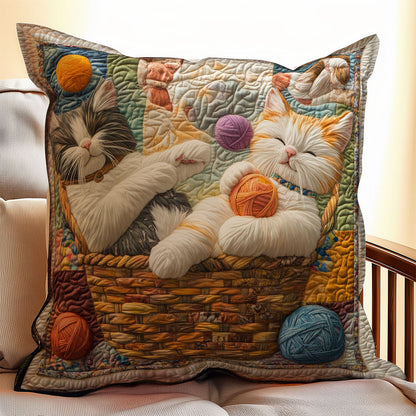 Playing Cat WX2802100CL Quilt Pillow Case