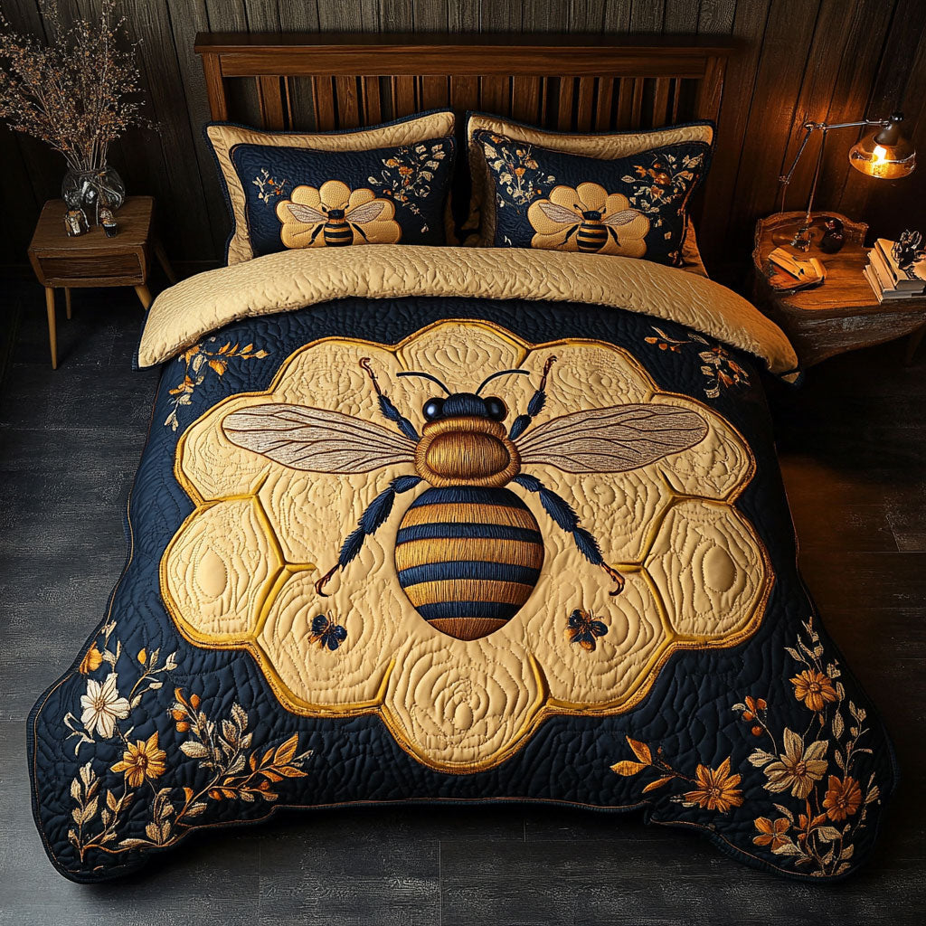 Queen Bee WJ0602076CL Duvet Cover Set